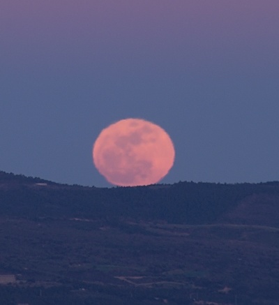 Noche de Superluna en el Castell de Lladurs